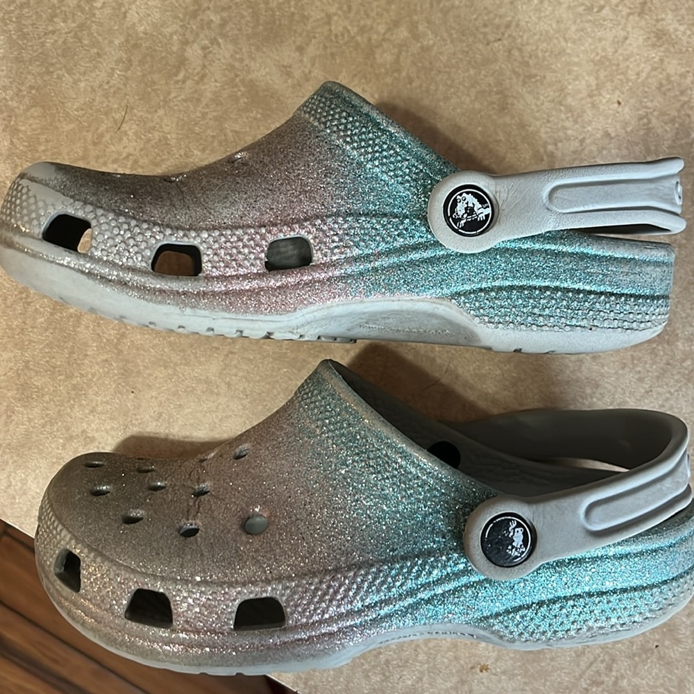 Crocs - Picture 3 of 5